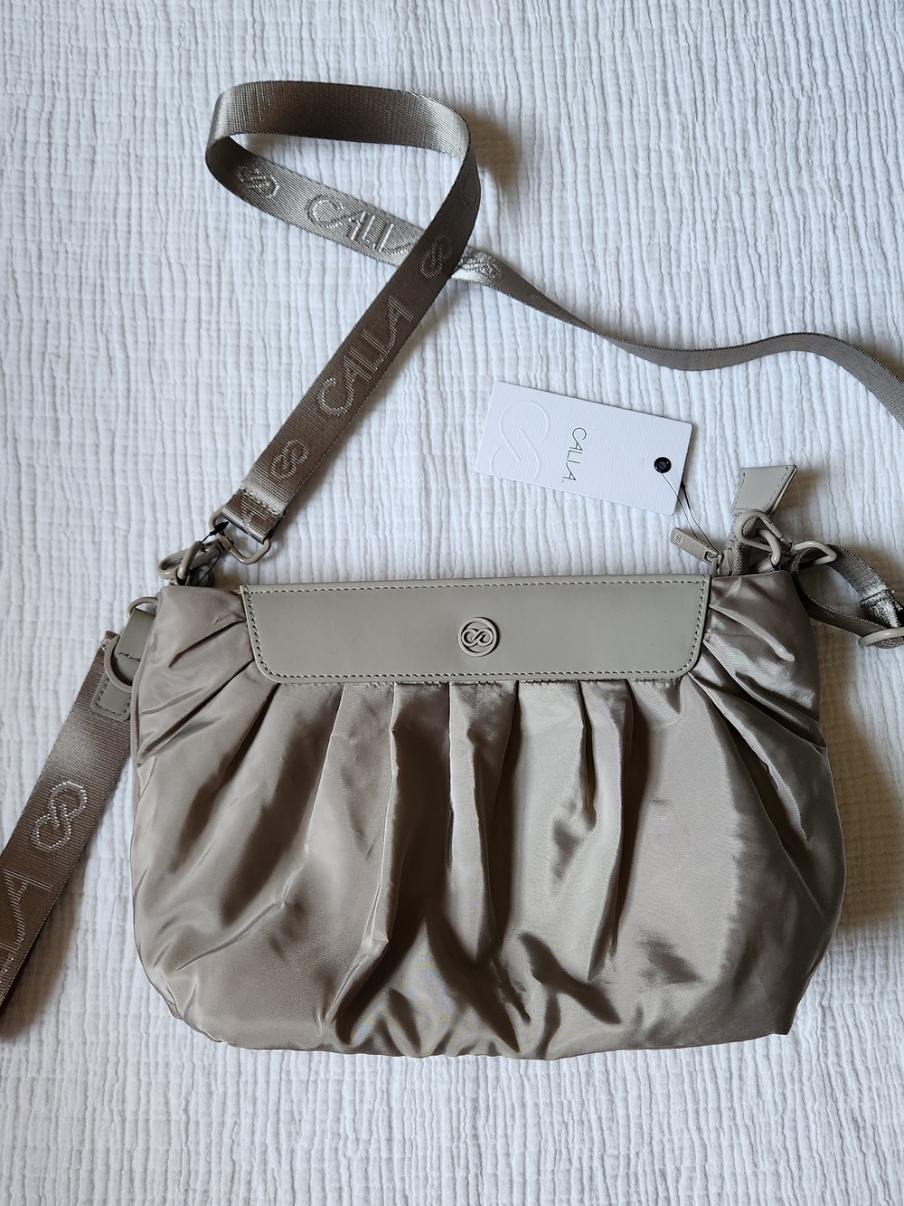 Calia By CARRIE underwood Women's Luxe Travel Crossbody Bag in Kahki, NWT